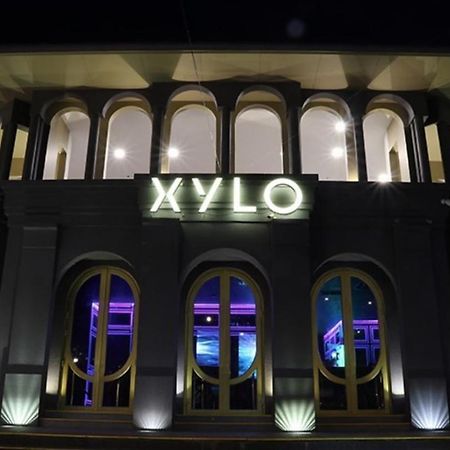 La Palazzo - Across Uptown Mall & Grand Hyatt Bgc Taguig Bagian luar foto