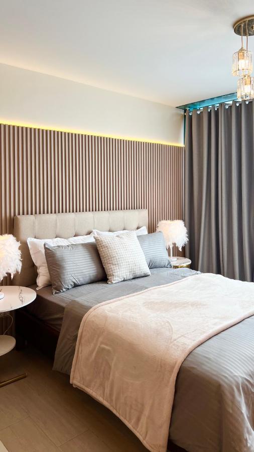 La Palazzo - Across Uptown Mall & Grand Hyatt Bgc Taguig Bagian luar foto