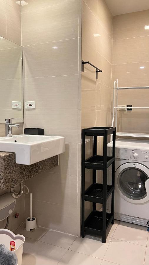 La Palazzo - Across Uptown Mall & Grand Hyatt Bgc Taguig Bagian luar foto